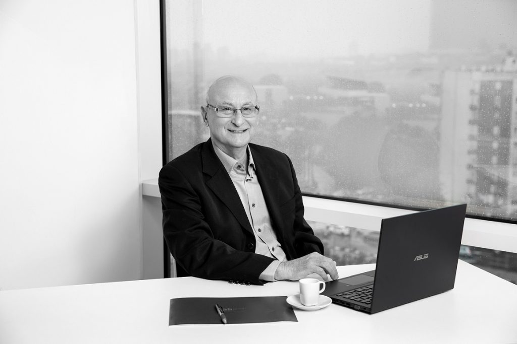 מנחם קלי- מייסד ונשיא קבוצת קלי